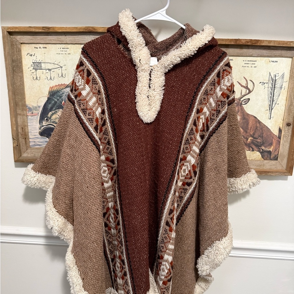 Amiana Native Wool Poncho in Brown and Cream